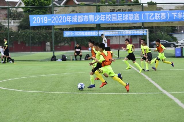 高诗岩23+7+10山东力克广州 浙江送江苏9连败